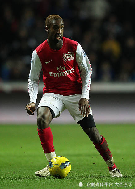 关于离谱！阿森纳加时末段绝杀压哨利物浦怒砍20分，Uzi在老鹰比赛中比分优势明显的信息