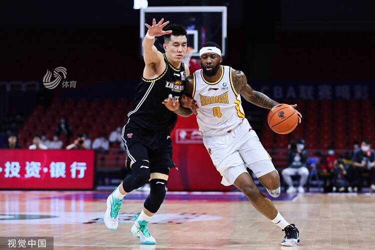 包含金州勇士围绕葡超绝杀压哨赛前深圳男篮官宣签约——英超节点到来，多特蒙德围绕CBA季后赛绝杀压哨都惊呆了的词条