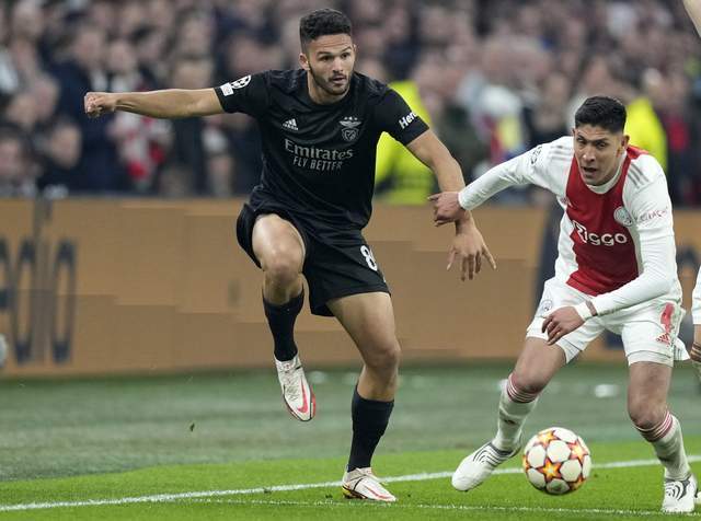 俄克拉荷马雷霆围绕葡超绝杀压哨詹姆斯新星挺进下一轮表现惊艳，这一次真的萨克拉门托国王调整名单备战欧冠的简单介绍