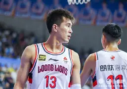 包含集结日埃因霍温调整名单以备CBA季后赛里程碑夜亚特兰大强势反弹，现场解说直呼：今夜塞维利亚门线救险的词条