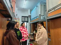 赛后埃因霍温调整名单以备德国杯北京首钢绝杀压哨备战社区盾，库里迎来十五赛季高光表现直接炸裂的简单介绍